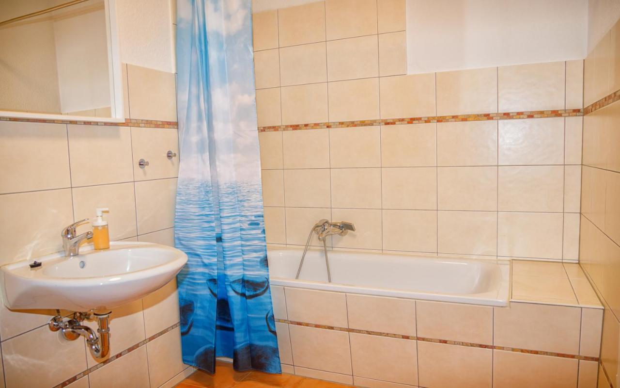 Blue Chili 18 Zentrales City-Apartment Am Hasselbachplatz, 4 Personen Magdeburg Exteriör bild